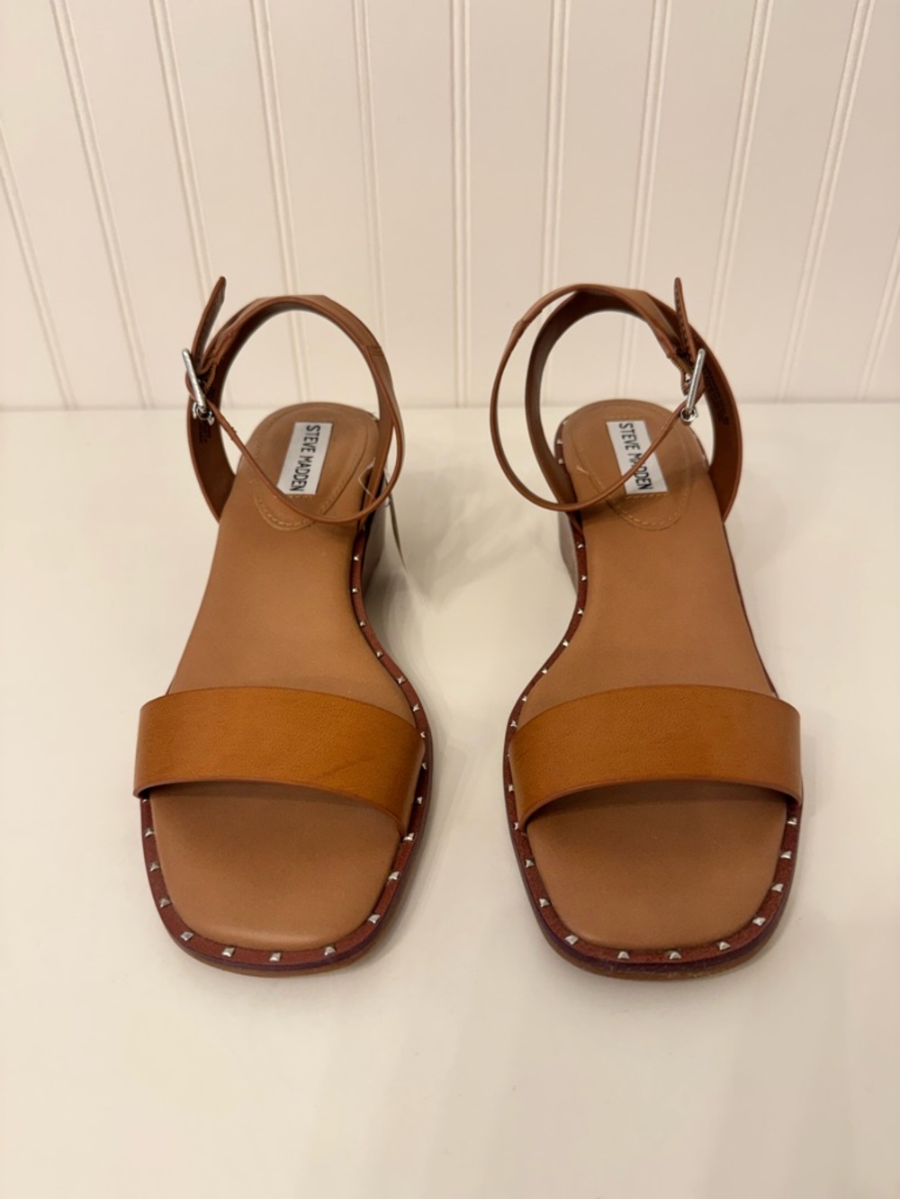 Steve Madden Brown Leather Stud Trim Ankle Strap Sandals Size 9 Women - Picture 3 of 5